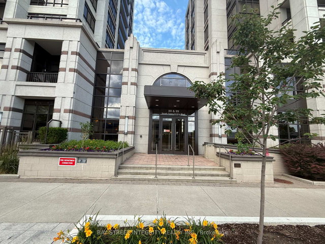315 - 99 South Town Centre Boulevard