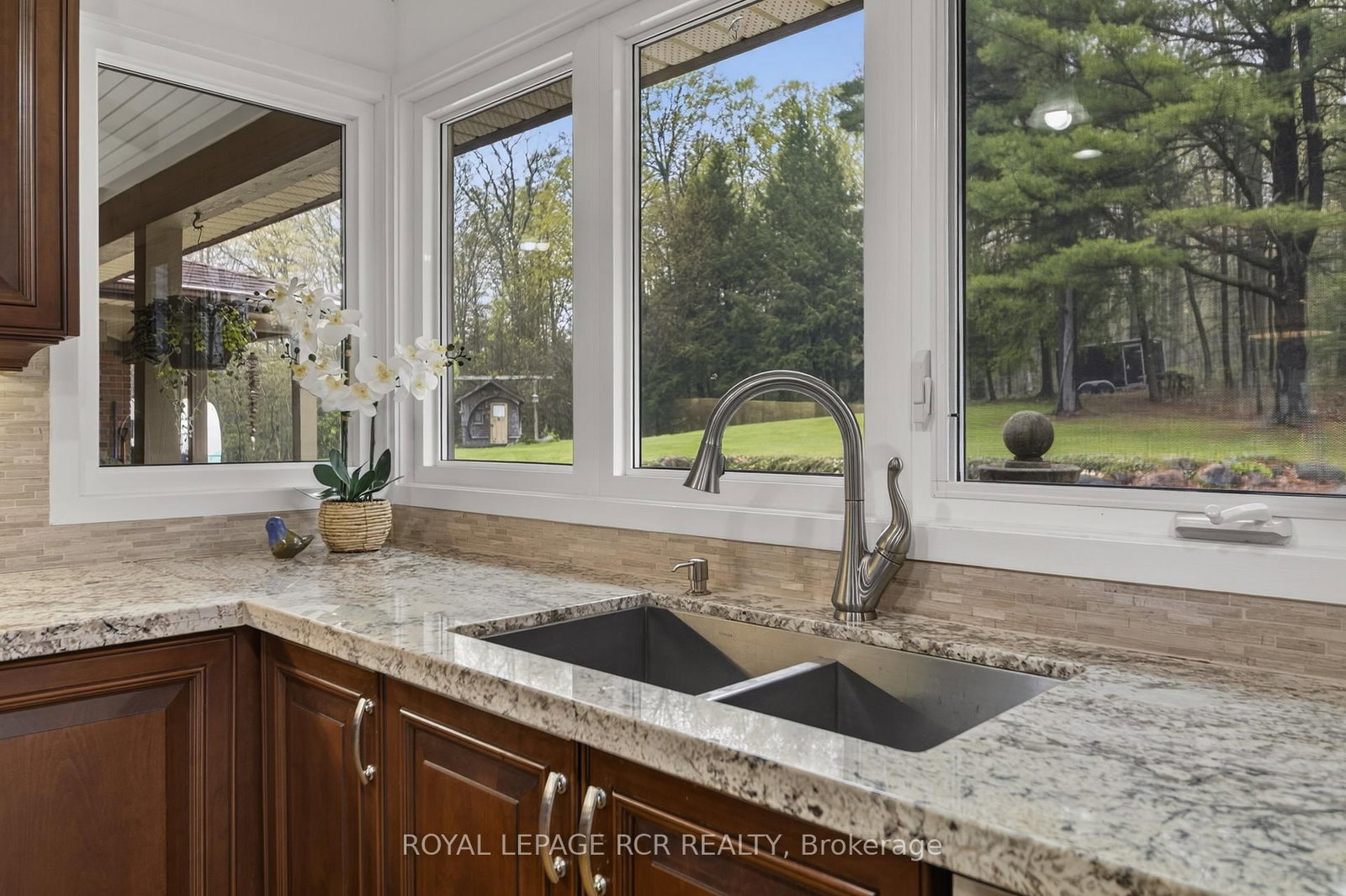 16365 Bathurst St, Newmarket, view 18