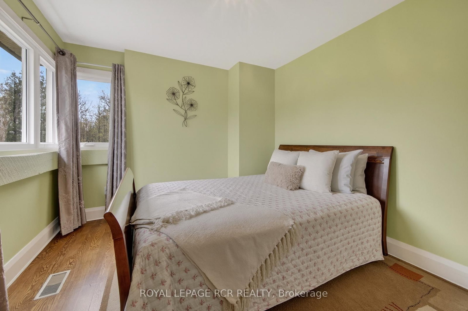 16365 Bathurst St, Newmarket, view 32