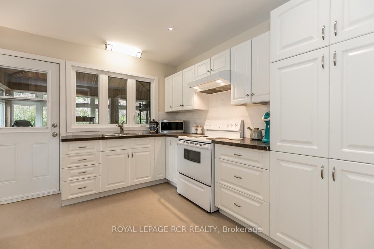 16365 Bathurst St, Newmarket, view 38
