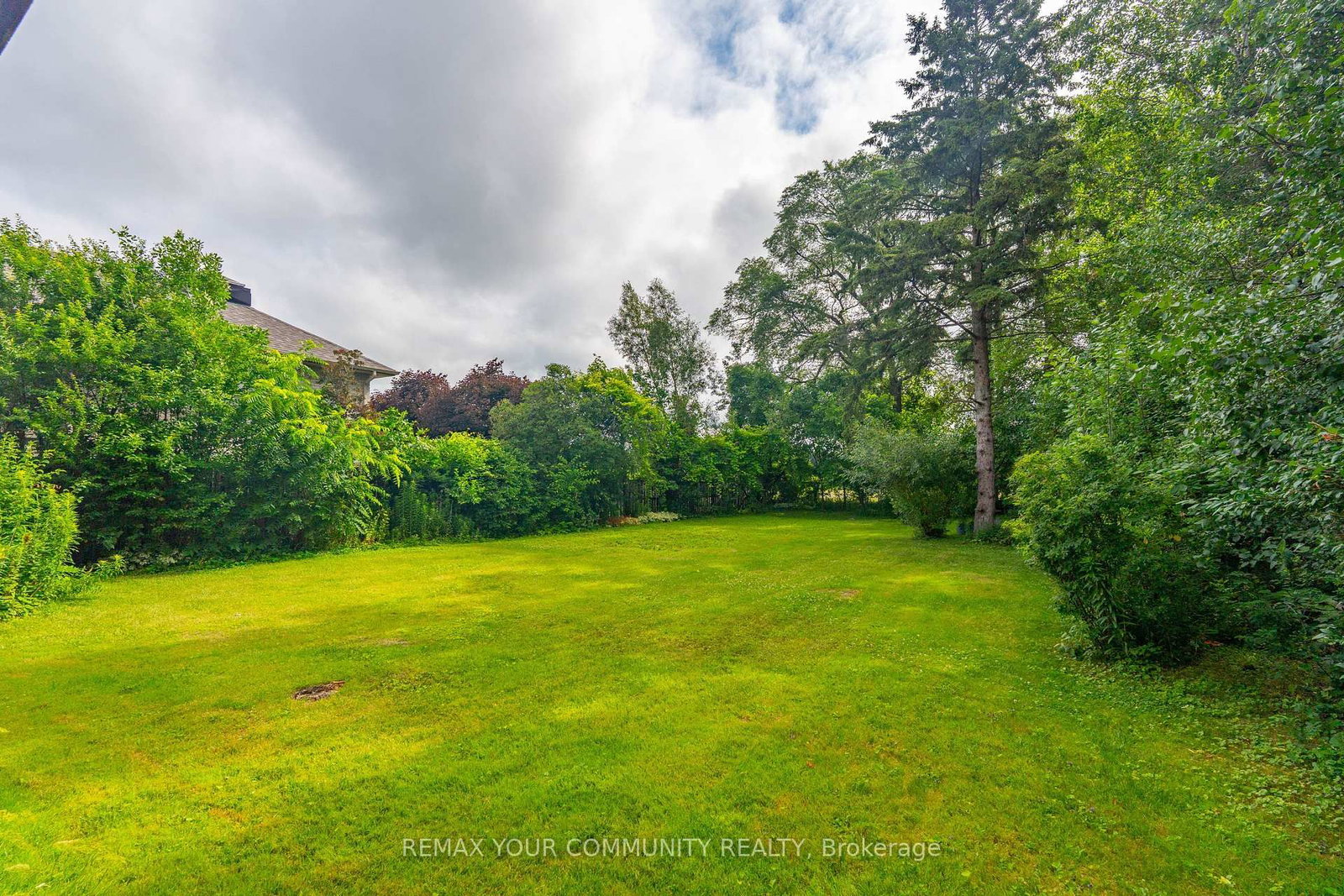 35 Netherford Road • Vaughan, ON photo 16