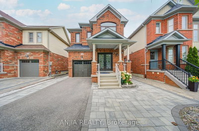 106 Vera Lynn Crescent