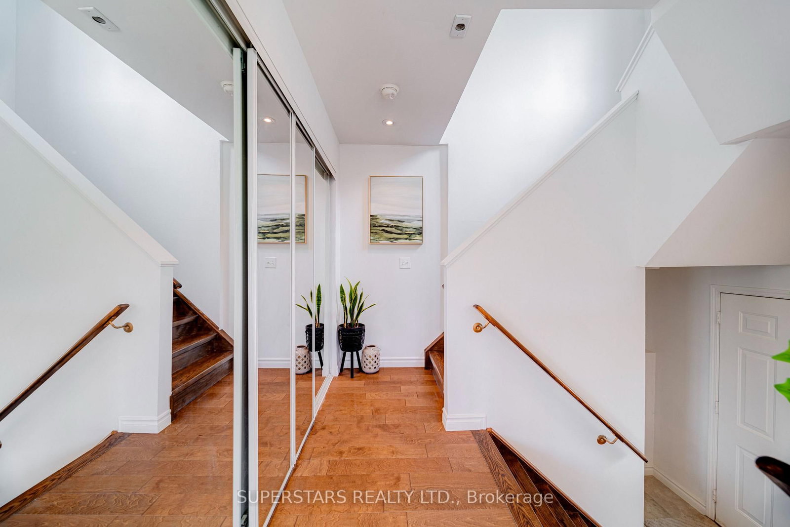 10 Cox Boulevard • #27 • Markham, ON photo 5