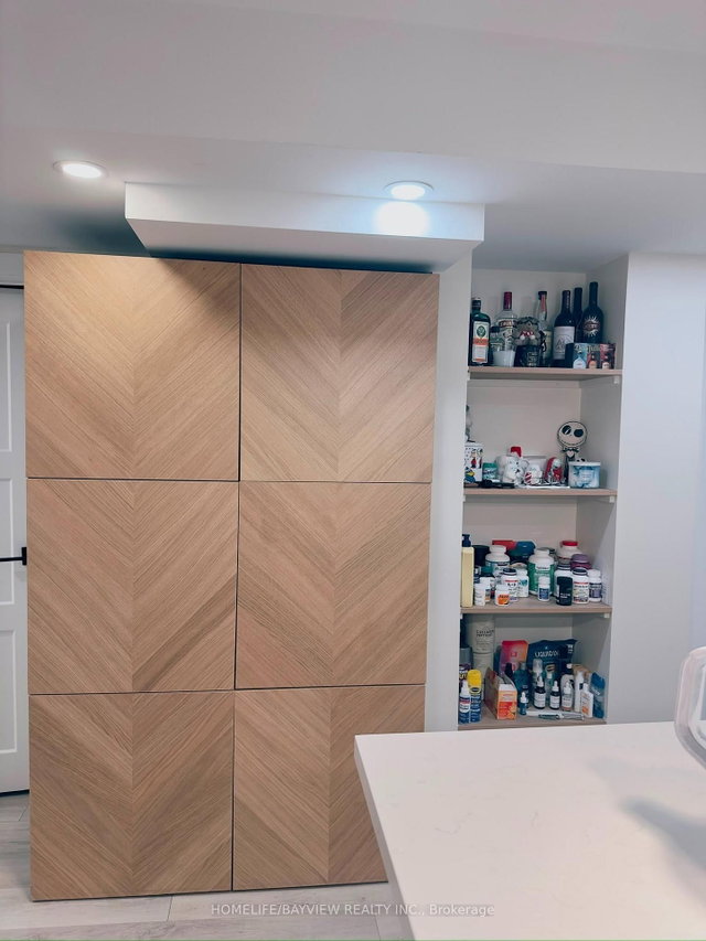 Lower unit - 128 Adam Place