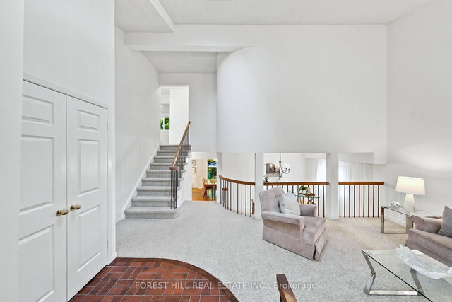 84 Kings College Road