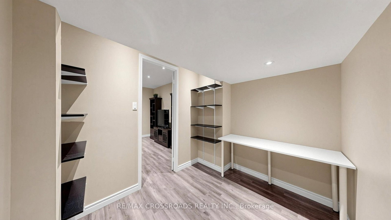 18 Beckett Avenue • Markham, ON photo 39