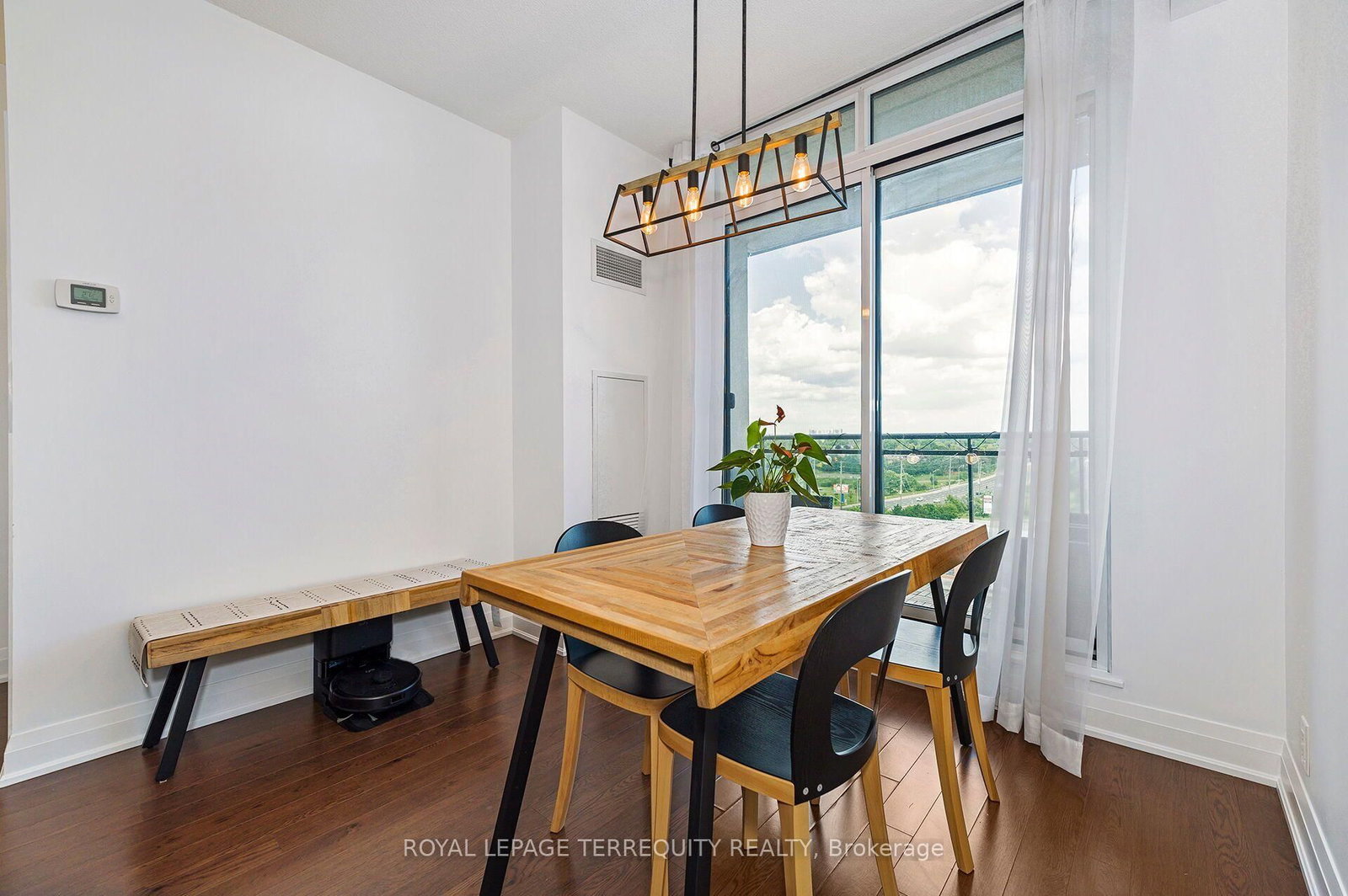 12 Woodstream Boulevard • #709 • Vaughan, ON photo 11