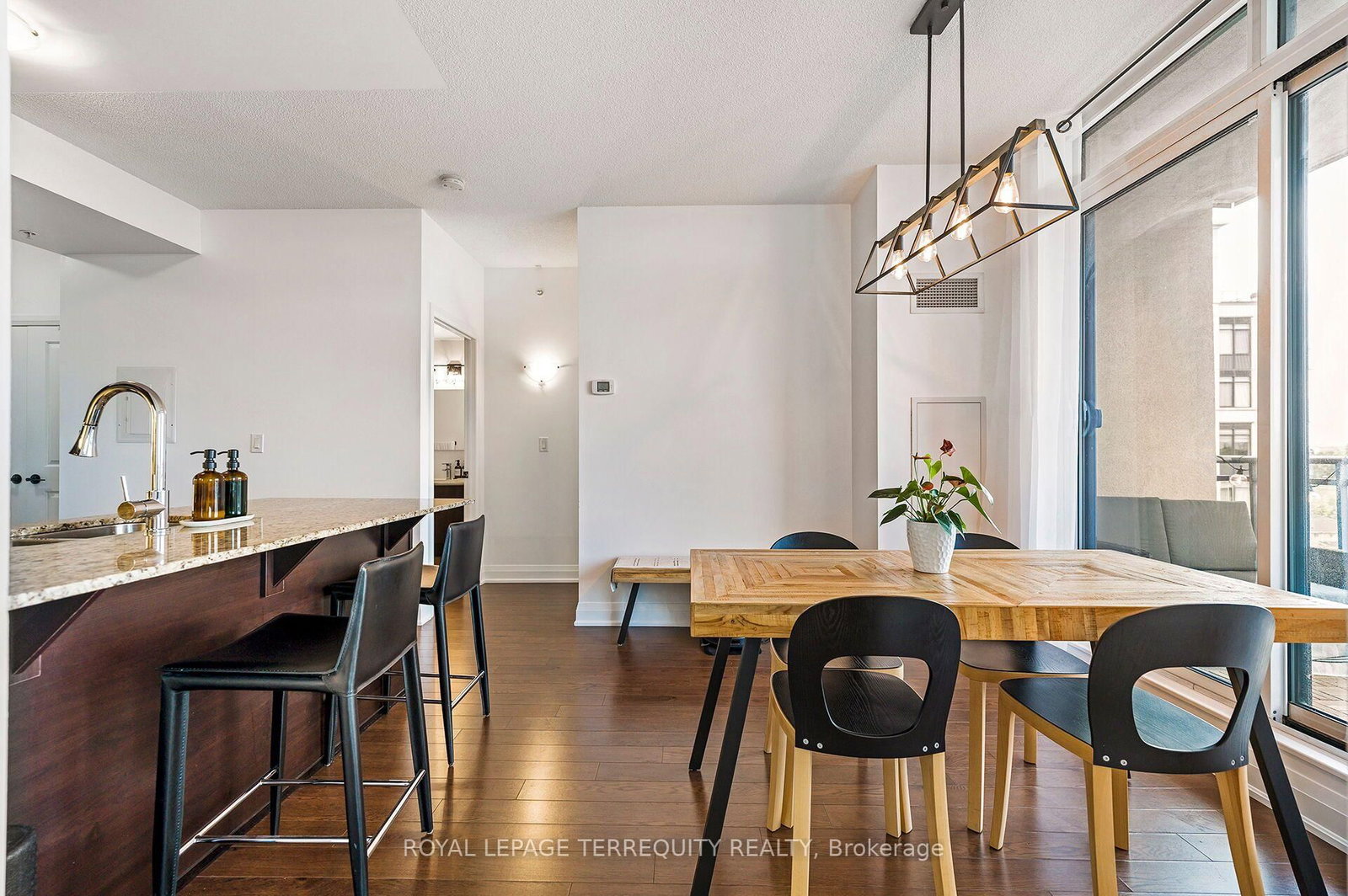 12 Woodstream Boulevard • #709 • Vaughan, ON photo 12