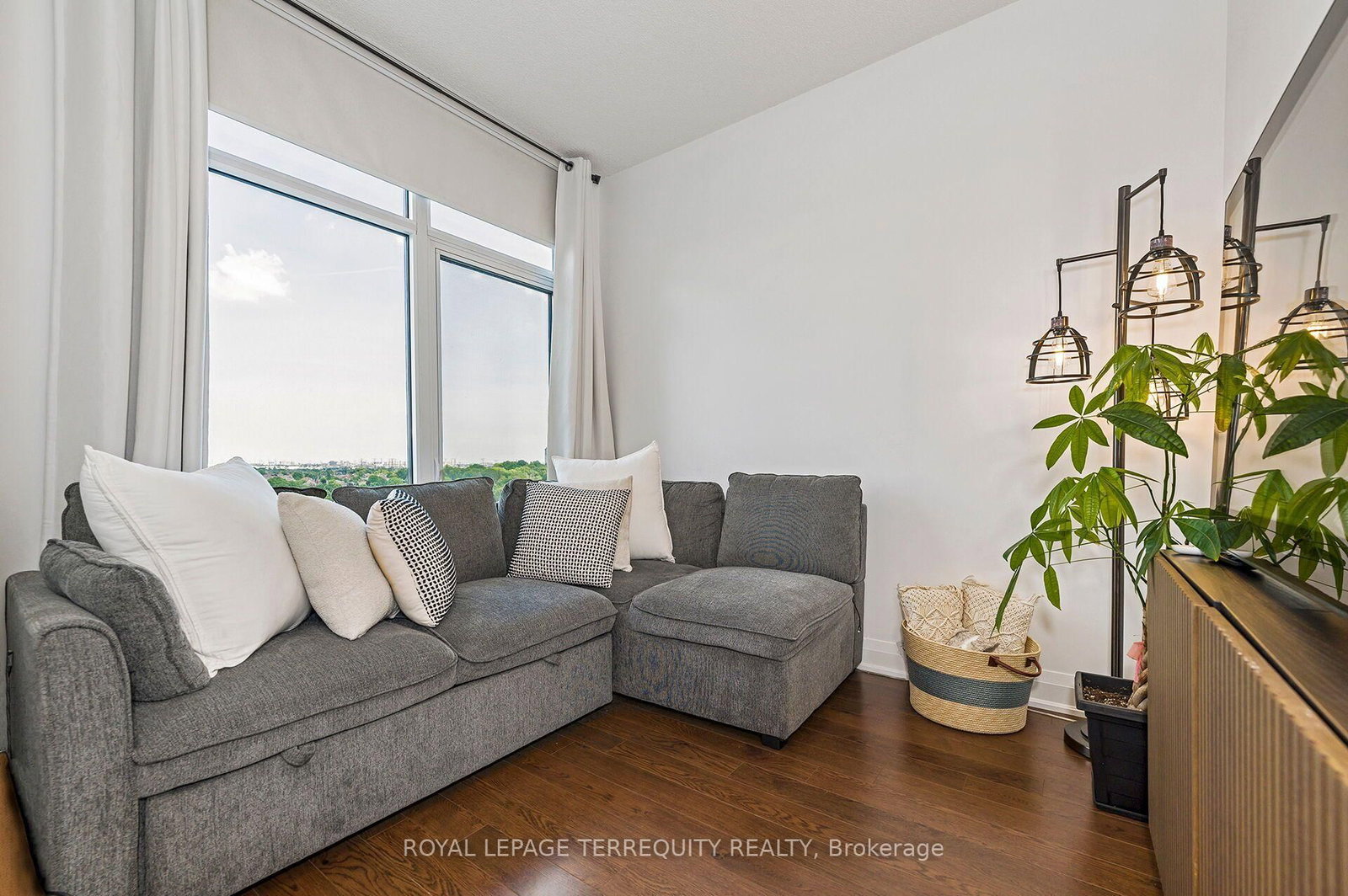12 Woodstream Boulevard • #709 • Vaughan, ON photo 13