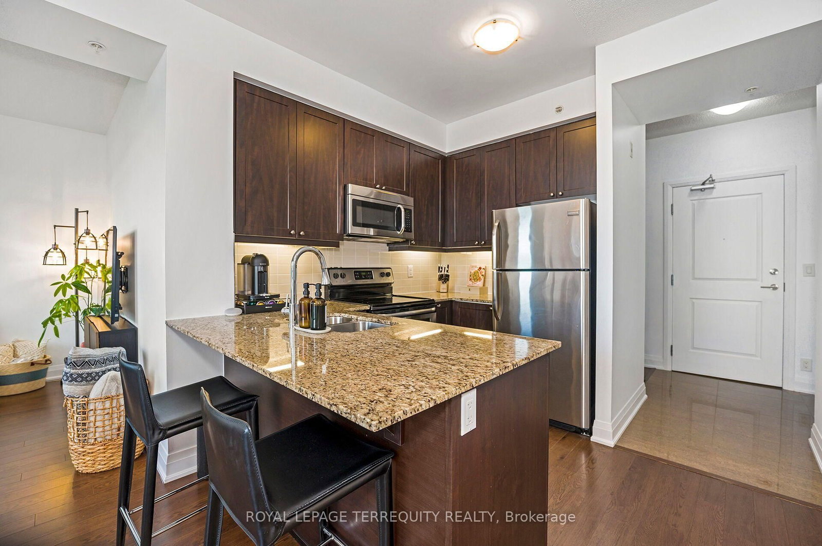 12 Woodstream Boulevard • #709 • Vaughan, ON photo 6