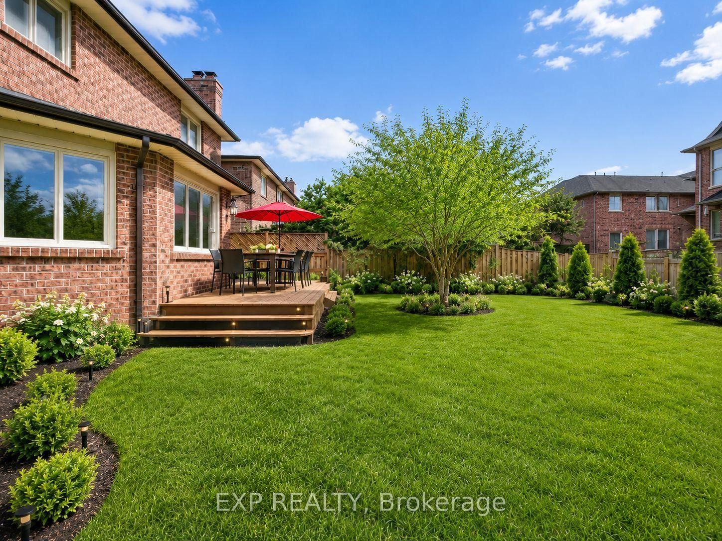16 Wainwright Avenue • Richmond Hill, ON photo 39