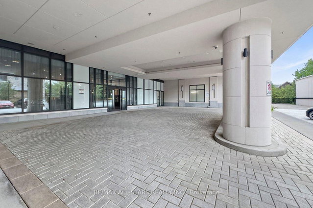 219 - 20 Fred Varley Drive