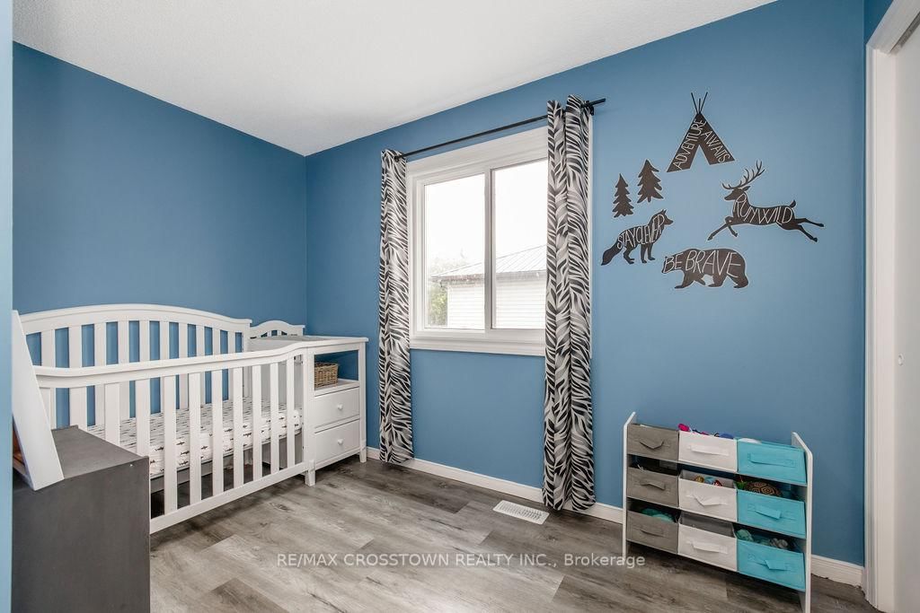 2237 25th Side Road • Innisfil, ON photo 11