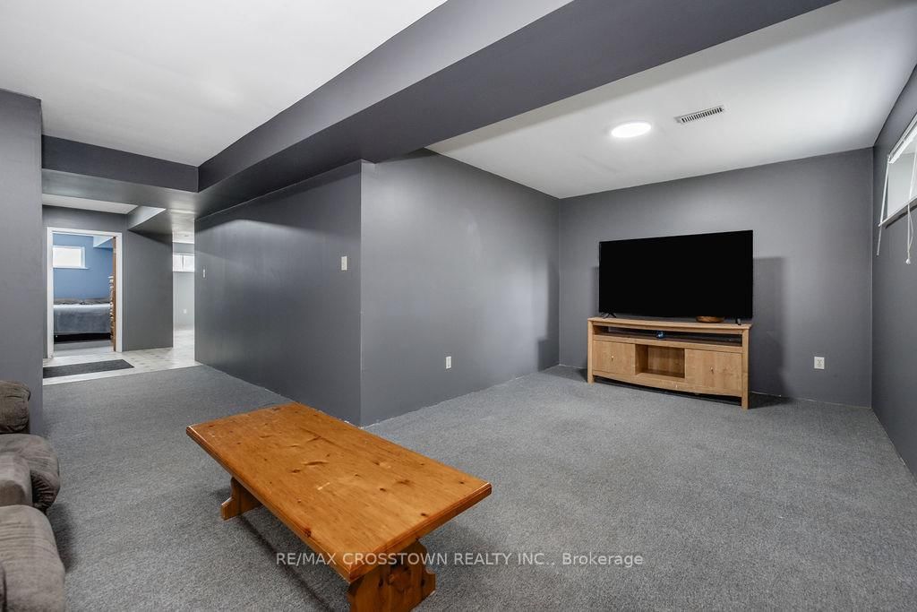 2237 25th Side Road • Innisfil, ON photo 21