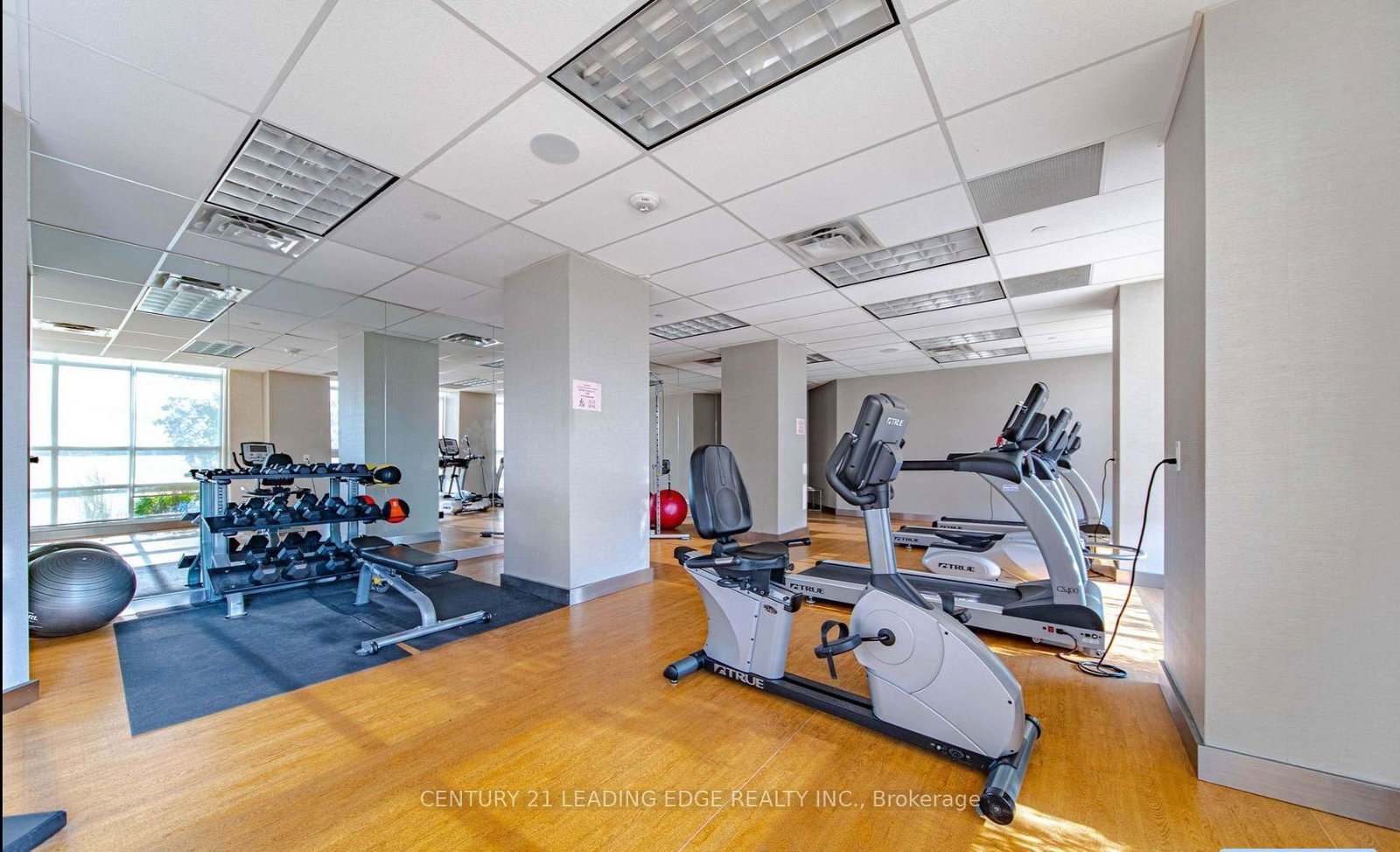 8323 kennedy Road • #612 • Markham, ON photo 18