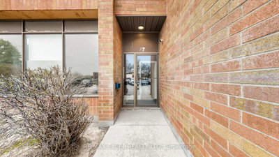 Unit 7 — 91 Fernstaff Court — photo 6