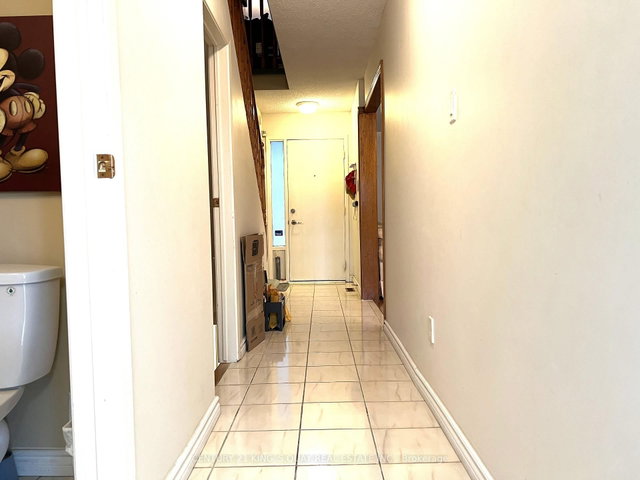 113 Stirling Crescent