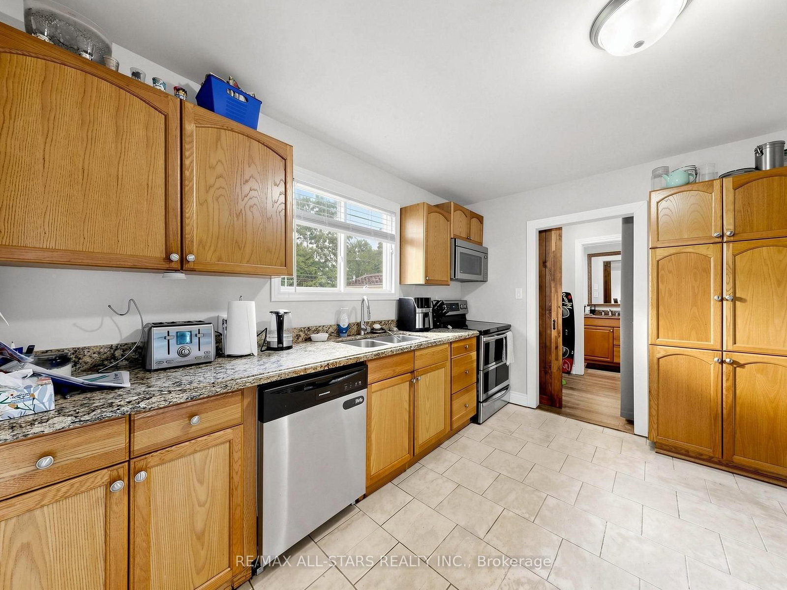374 Adeline Drive • Georgina, ON photo 6