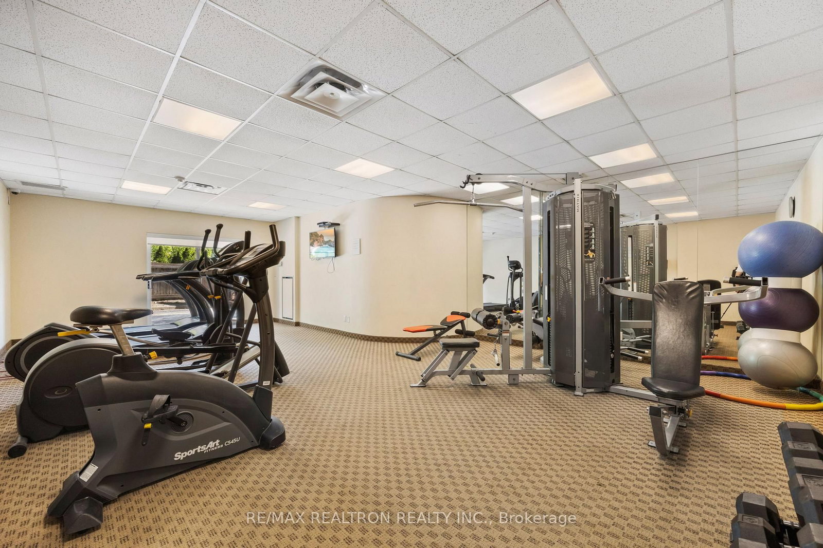 1 Maison Parc Court • #402 • Vaughan, ON photo 25