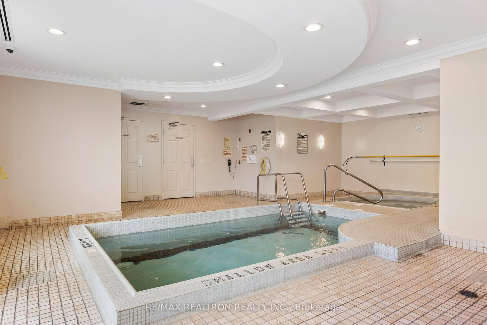 1 Maison Parc Court • #402 • Vaughan, ON photo 27
