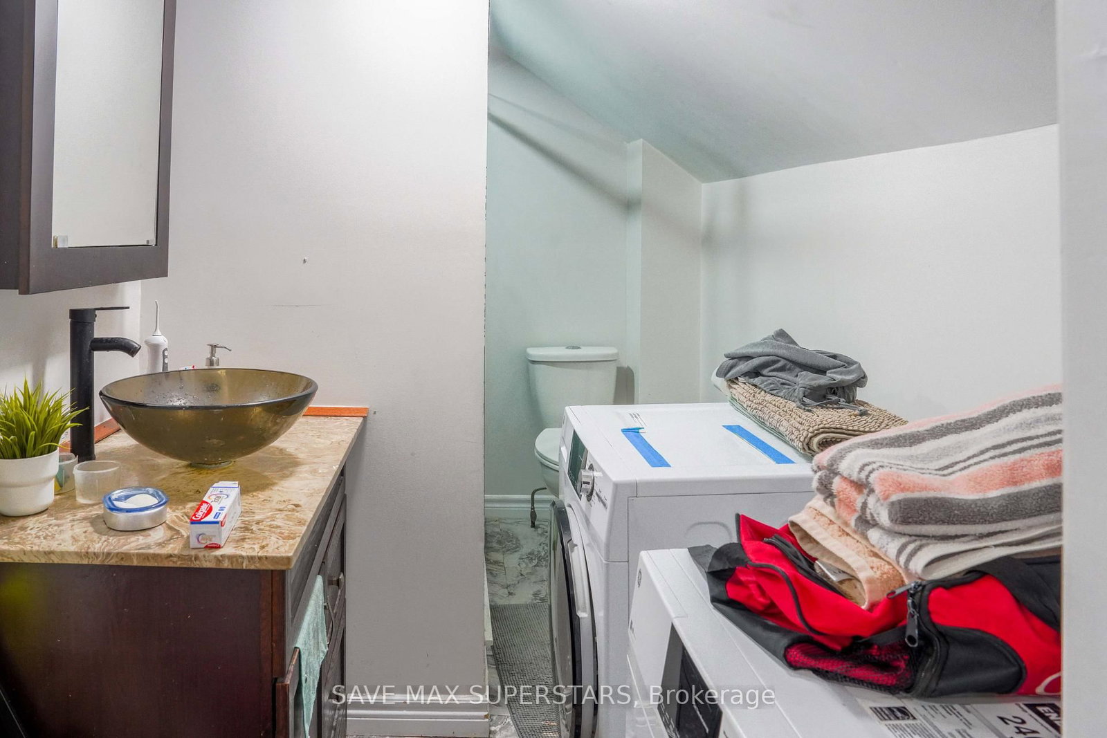 93 John Street E • Bradford West Gwillimbury, ON photo 28