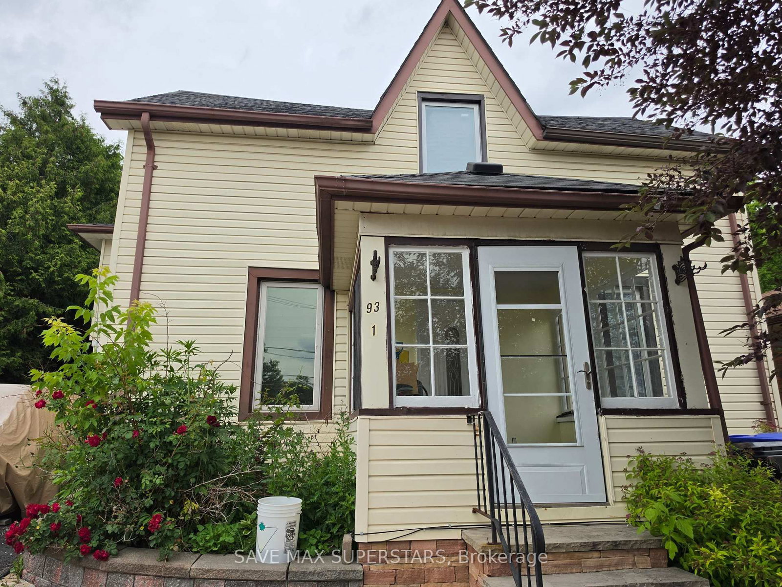 93 John Street E • Bradford West Gwillimbury, ON photo 3