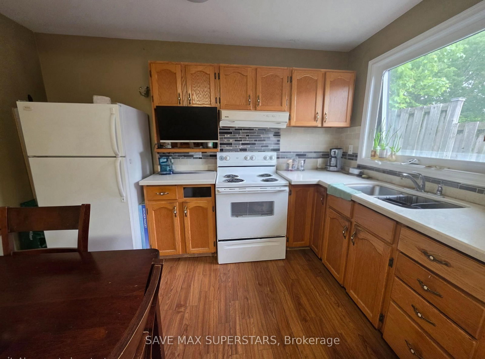 93 John Street E • Bradford West Gwillimbury, ON photo 5