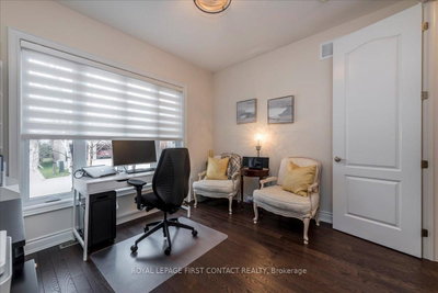 222 Ridge Way • New Tecumseth, ON photo 5