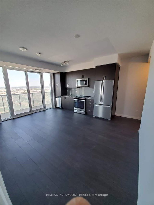3213 - 7895 Jane Street