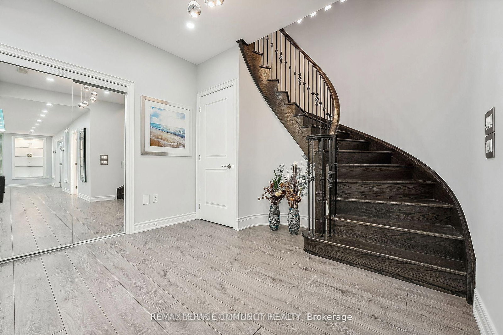 336 Farrell Rd, Vaughan, view 15