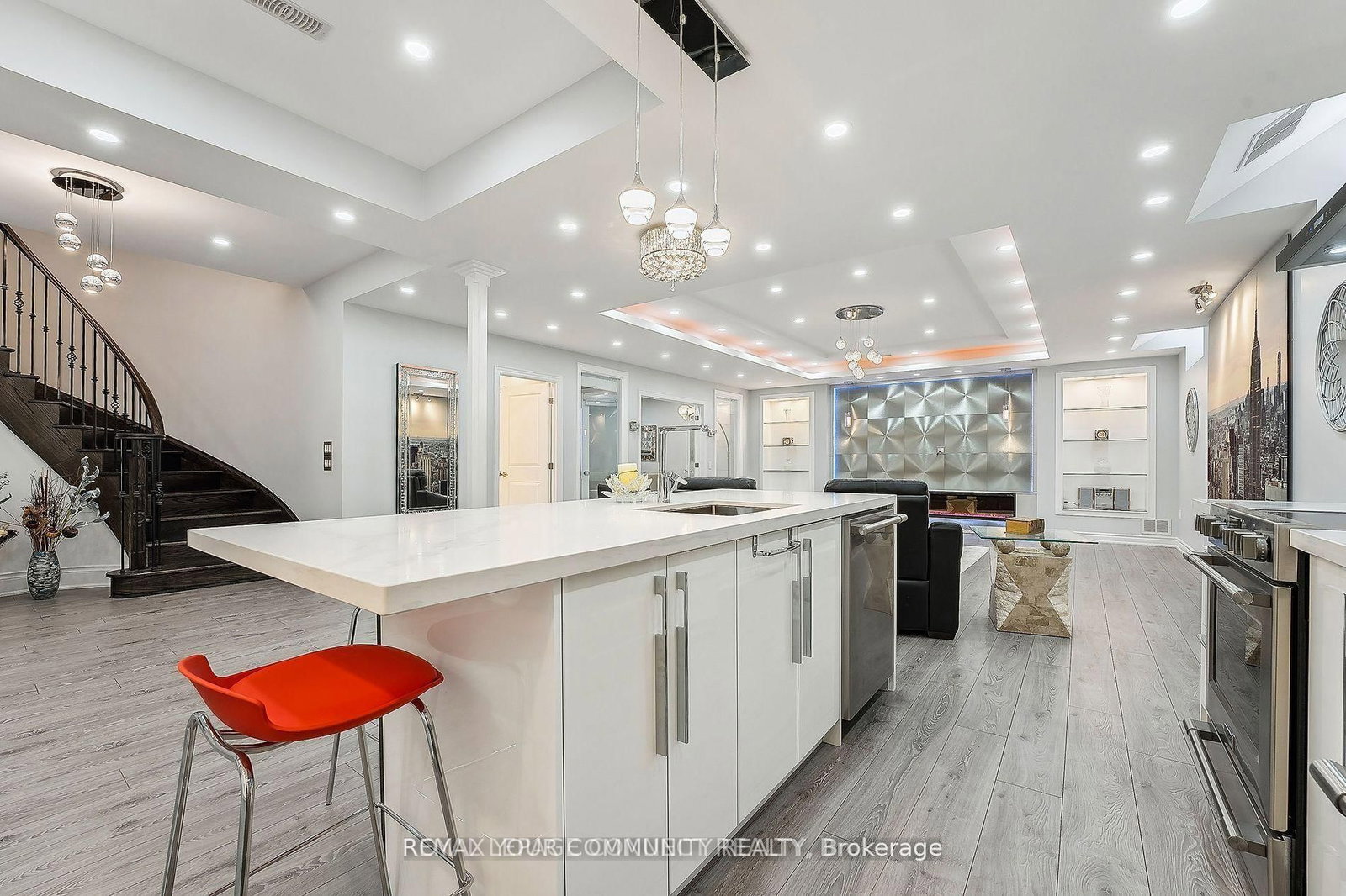 336 Farrell Rd, Vaughan, view 18