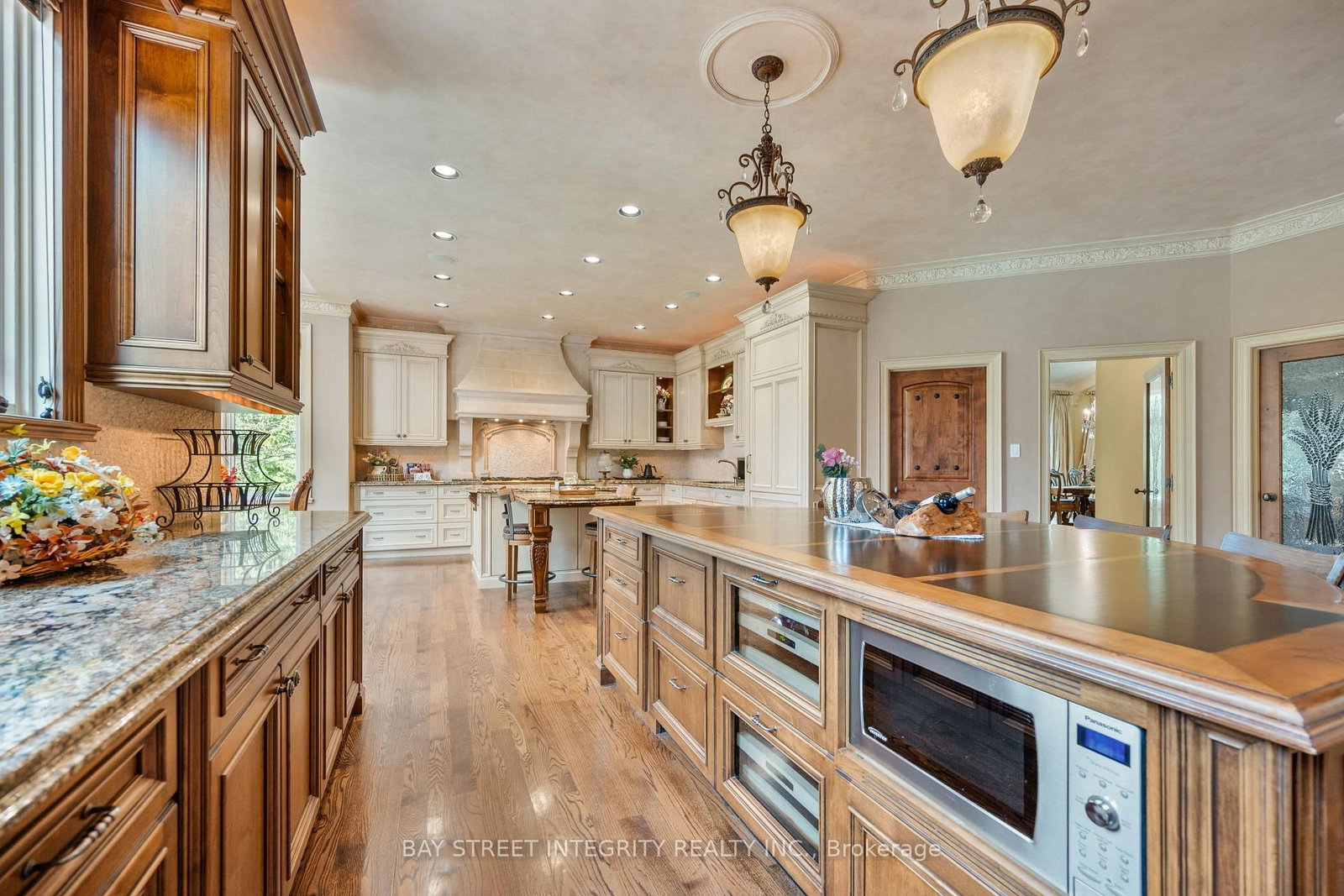 12 Alm Crt, Aurora, view 12