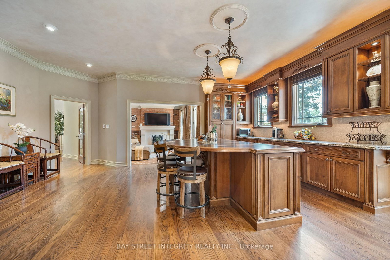 12 Alm Crt, Aurora, view 15