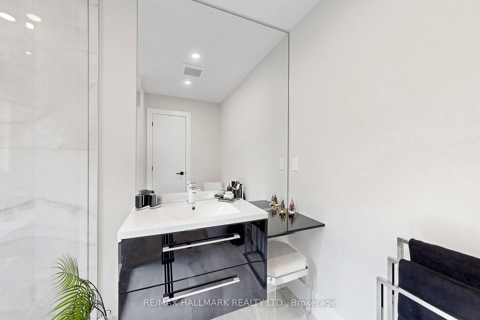 63 Willett Crescent • Richmond Hill, ON photo 28