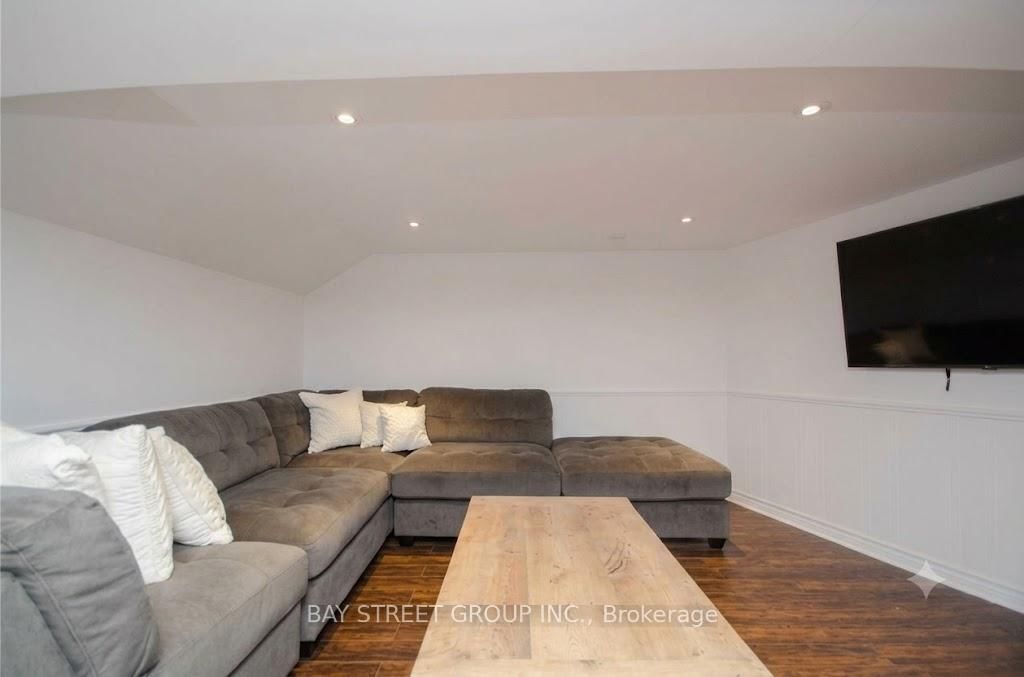 133 Riveredge Drive • Georgina, ON photo 14