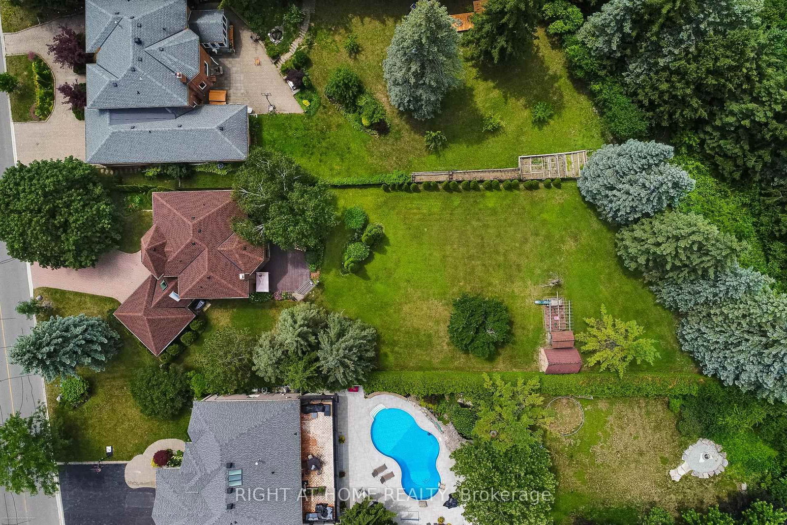 41 Bloomfield Trail • Richmond Hill, ON photo 17