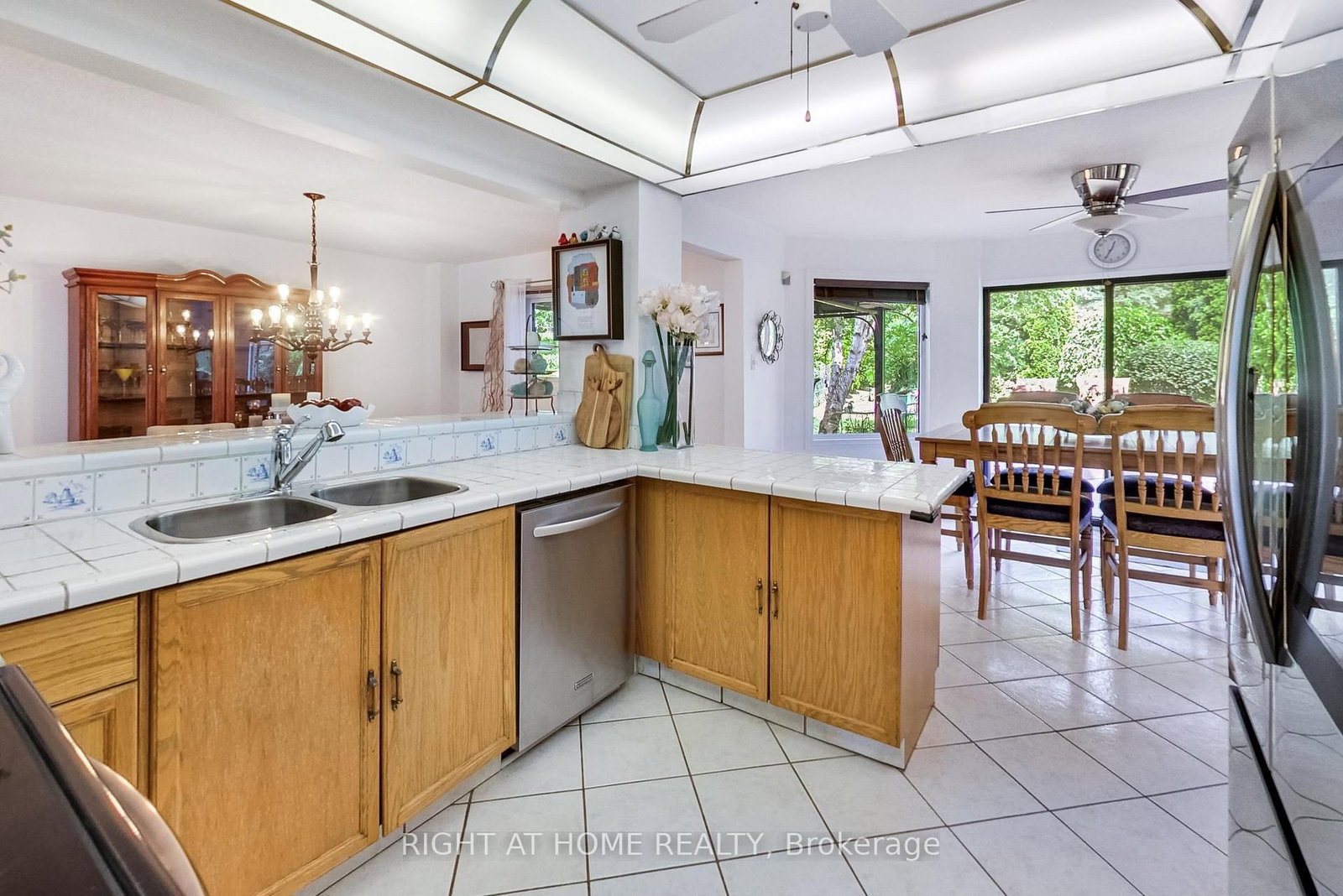 41 Bloomfield Trail • Richmond Hill, ON photo 30