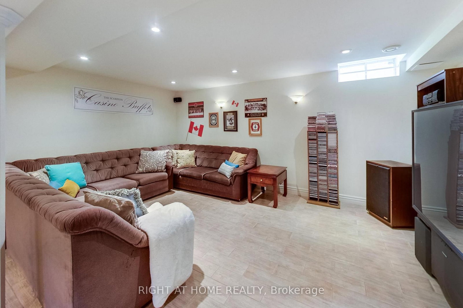 41 Bloomfield Trail • Richmond Hill, ON photo 44
