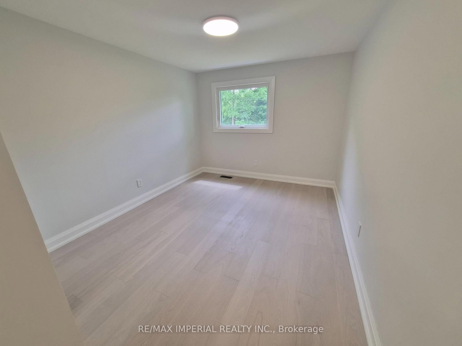 191 Avenue Road • Richmond Hill, ON photo 33