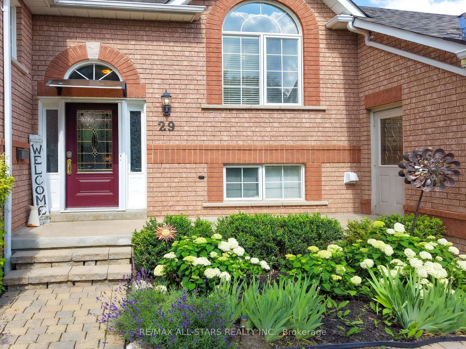 29 Fourth Avenue N • Uxbridge, ON photo 36