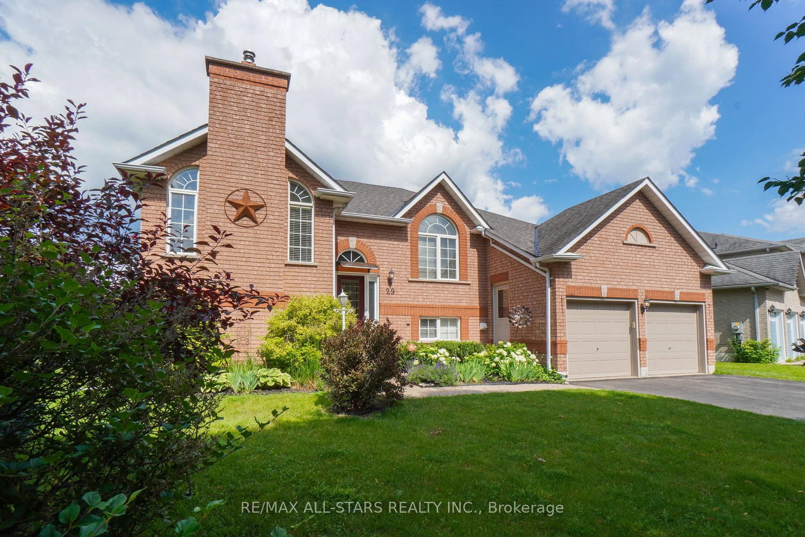 29 Fourth Avenue N • Uxbridge, ON photo 37