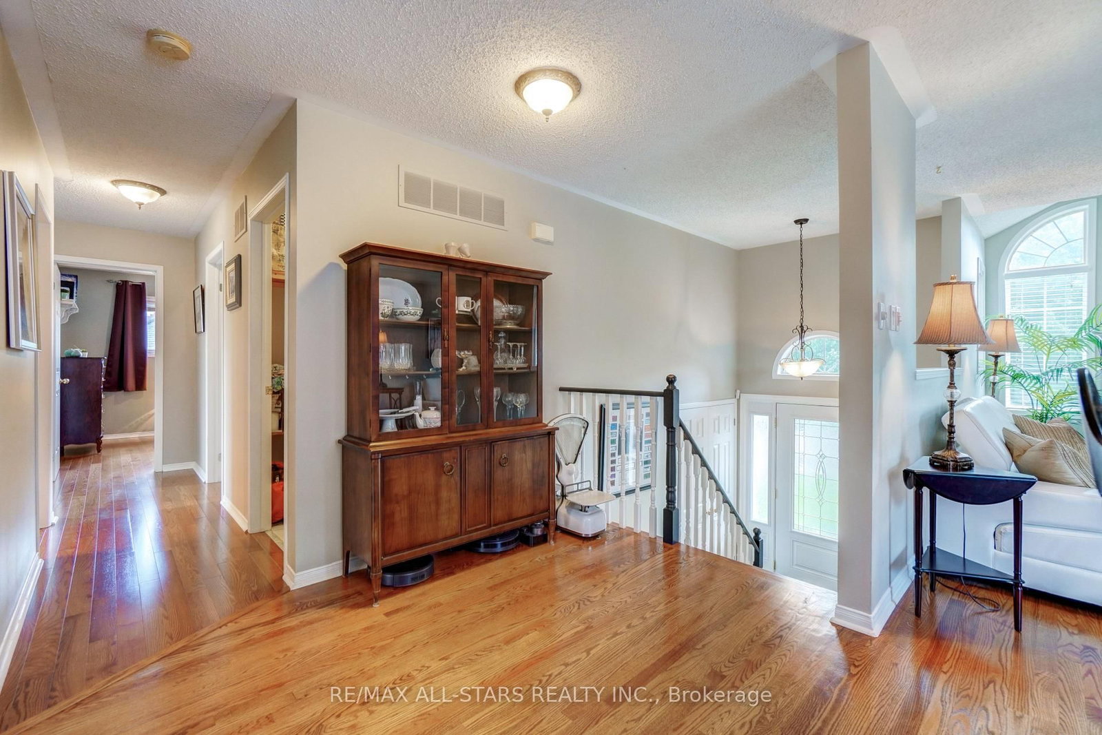 29 Fourth Avenue N • Uxbridge, ON photo 4