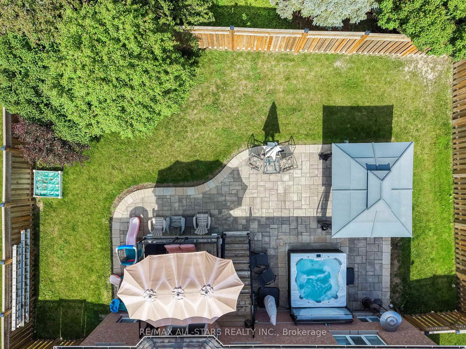29 Fourth Avenue N • Uxbridge, ON photo 50