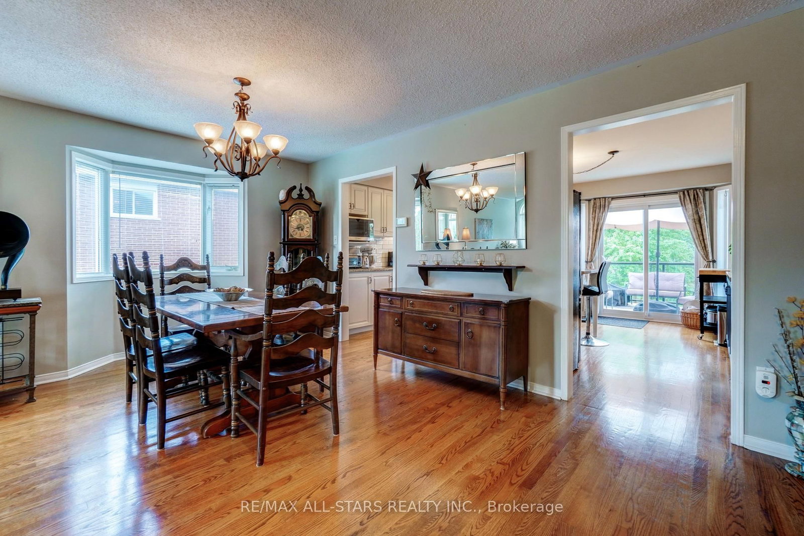 29 Fourth Avenue N • Uxbridge, ON photo 8