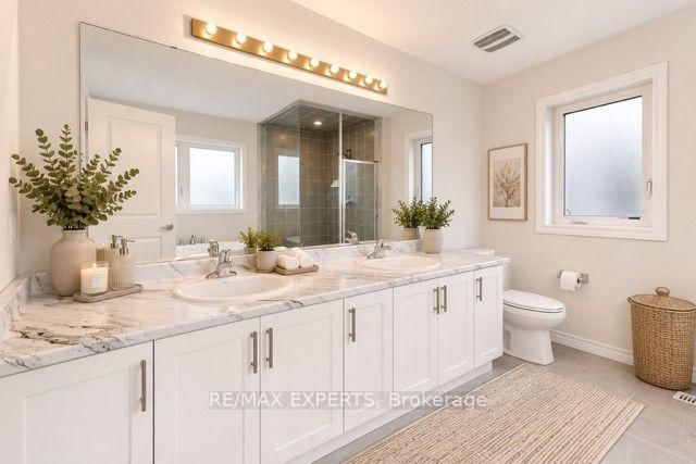 1554 Emberton Way • Innisfil, ON photo 12