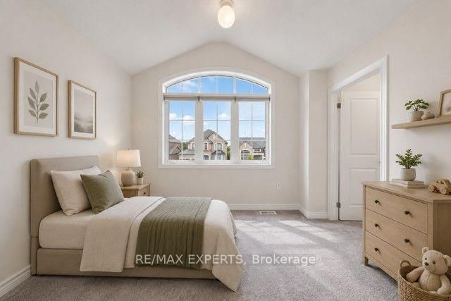 1554 Emberton Way • Innisfil, ON photo 13