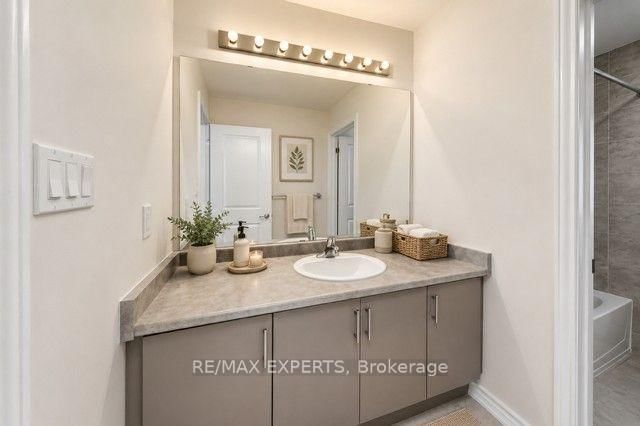 1554 Emberton Way • Innisfil, ON photo 14