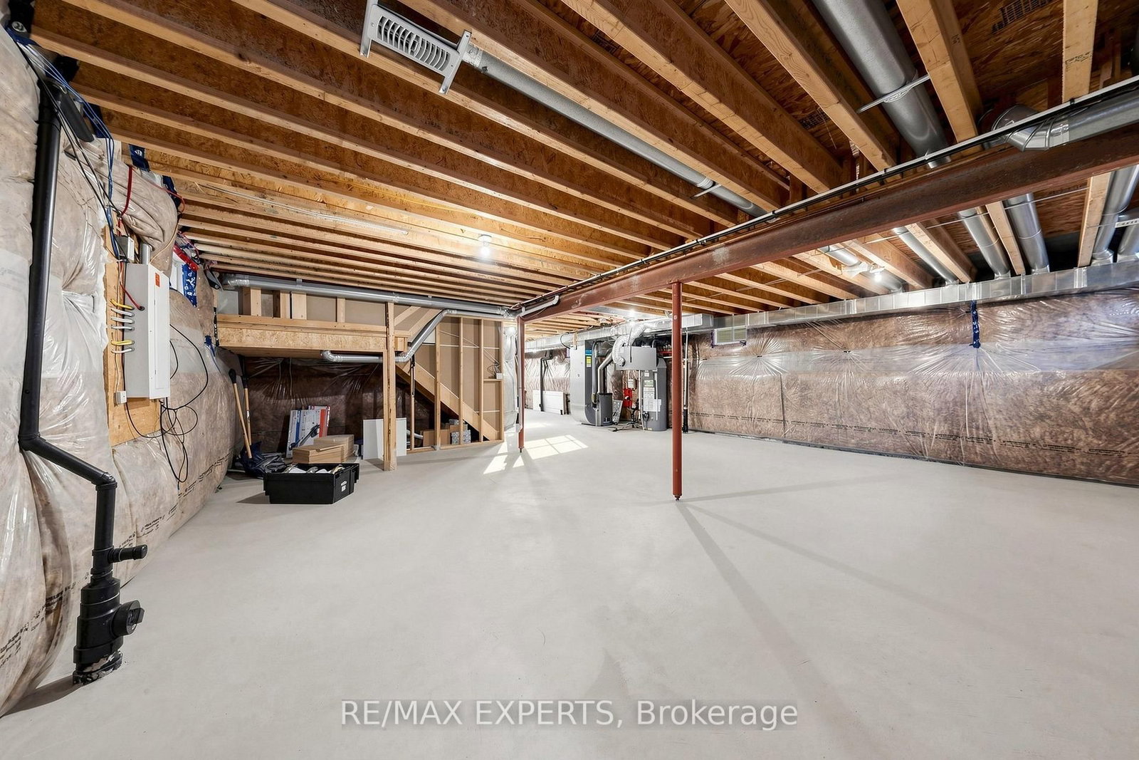 1554 Emberton Way • Innisfil, ON photo 20