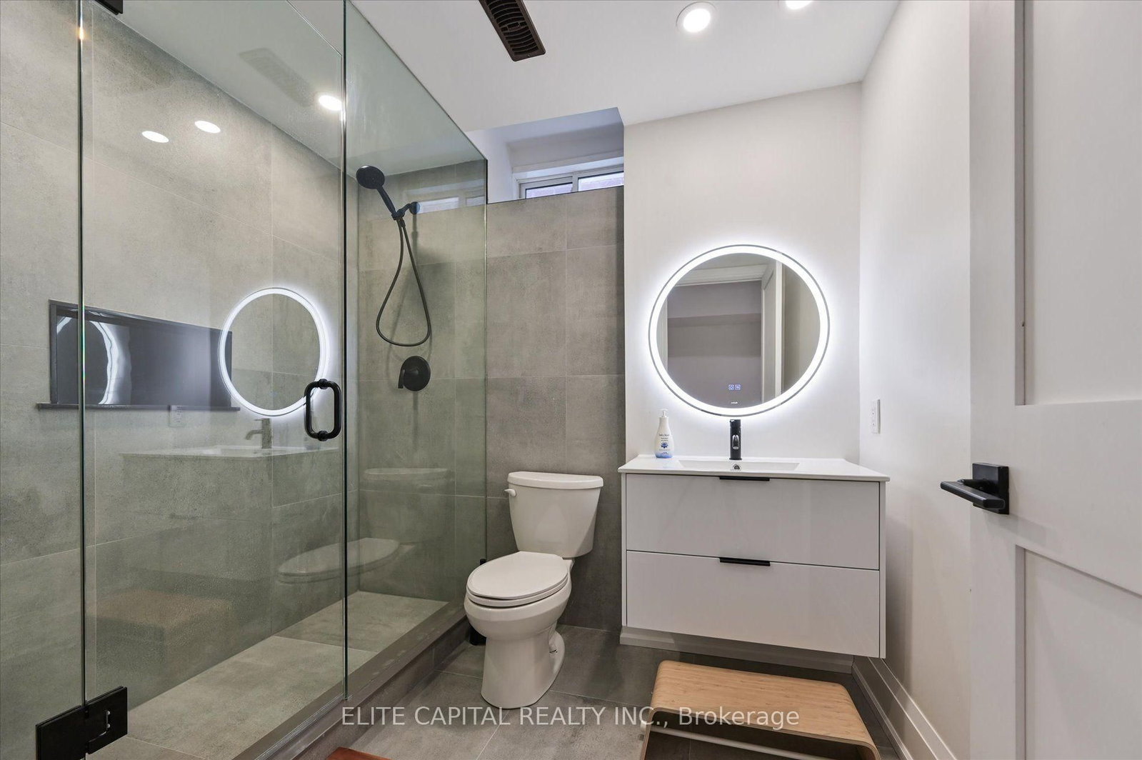 8 GOLD CREEK Street • Vaughan, ON photo 24