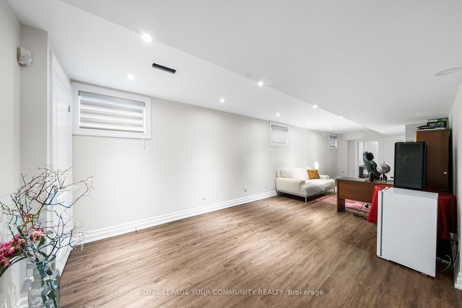 42 Oatlands Crescent • Richmond Hill, ON photo 38